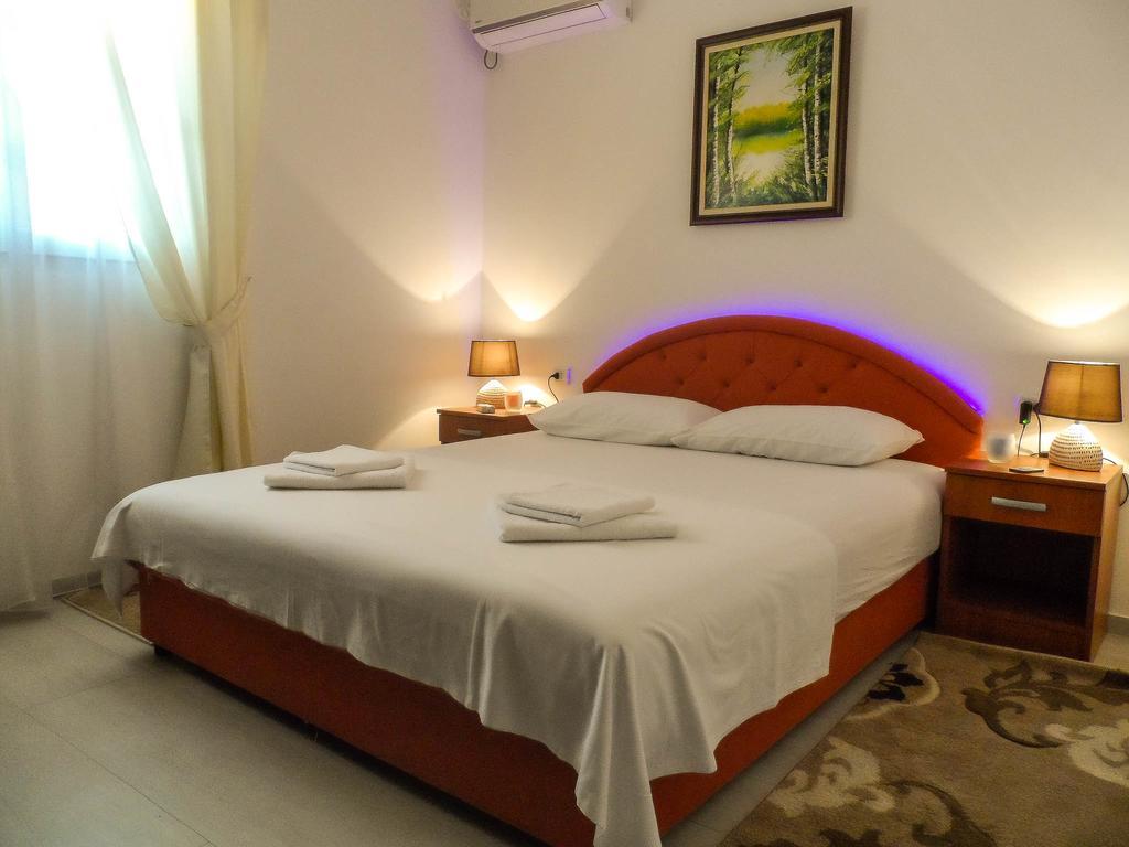 Apartments Miles يوتجيها المظهر الخارجي الصورة
